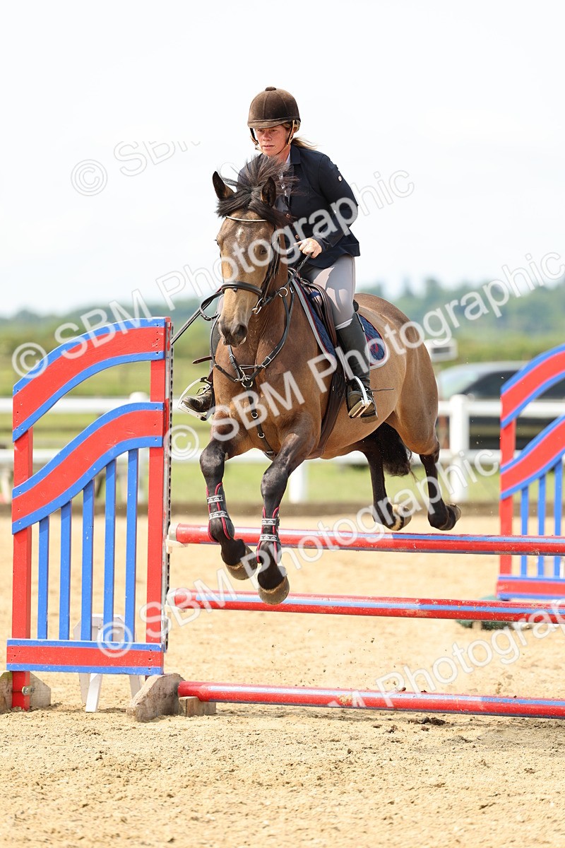 SBM_004504 - Class 16 - Senior British Novice - 90cm