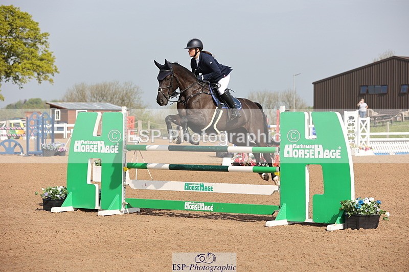 240511A-093208-11111 - Cls 32 Foxhunter