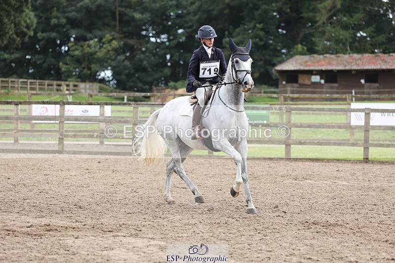 240804-165047-17094 - 719-Abbie_Burbidge-BLUEBIRD