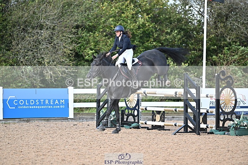 241005A-125403-03830 - SAT Cls 18 1.05m Amateur Jump Off and P