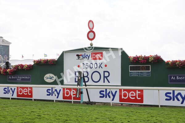 yr20082022r4-181 - Race 4 3.35pm Sky Bet Ebor