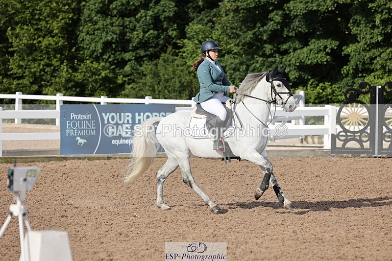 240629A-081037-02436 - Cls 16 British Novice and 80cm Open