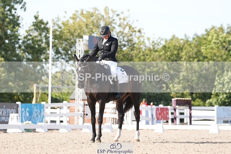 250906-162232-05025 - 123-Sam.YorkOakring.Santino