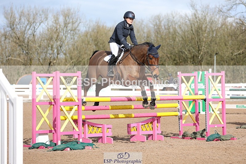 240223A-112944-00874 - Cls 4 Snr 1.05m Open