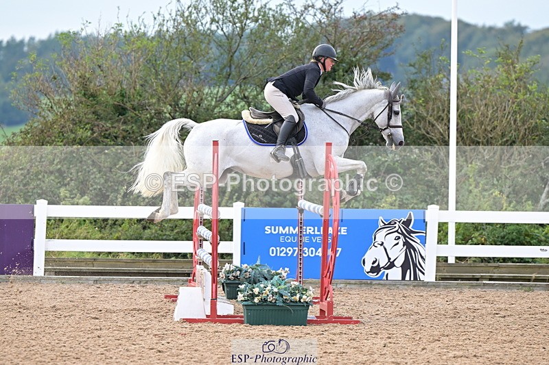 241004A-145230-02577 - Fri 12 1.15m Members Cup