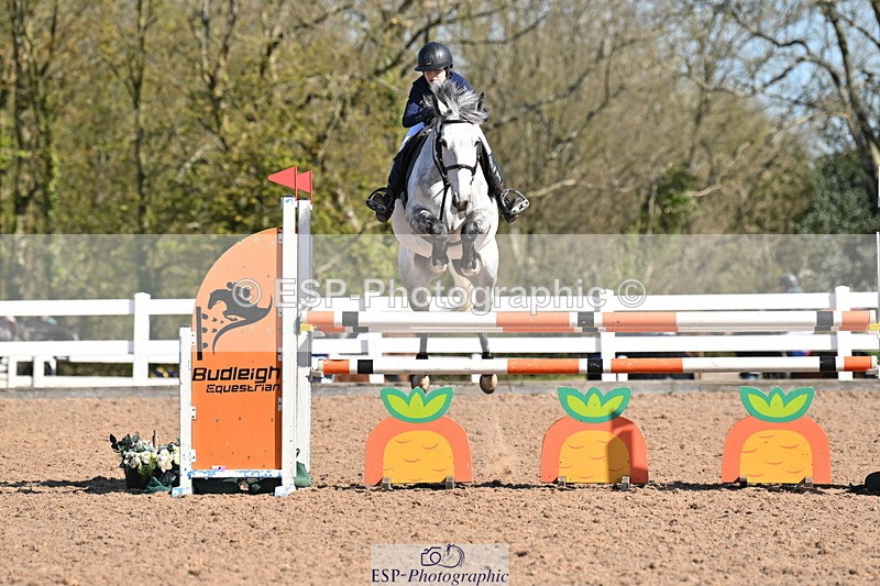 240420A-102714-10316 - Cls 19, 1 Star Silver Tour 1.20m