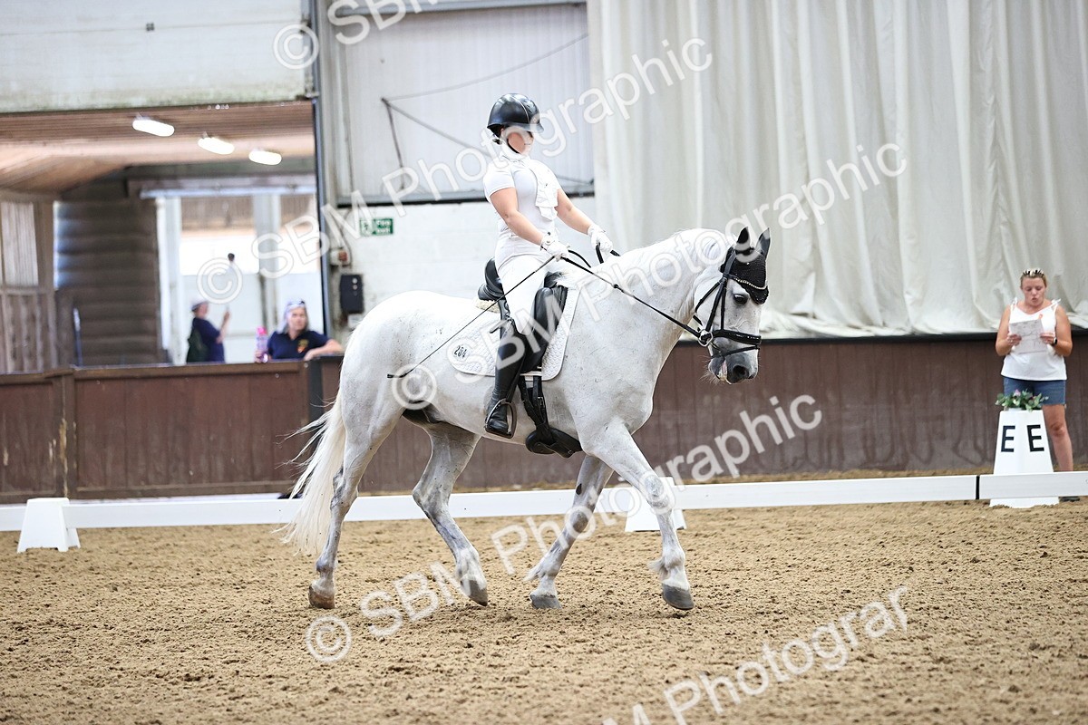 SBM_000910 - Novice 4 Warm Up