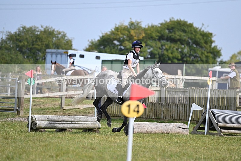 WJ6_1193 - 60cm XC Time 12:55 to 13:19
