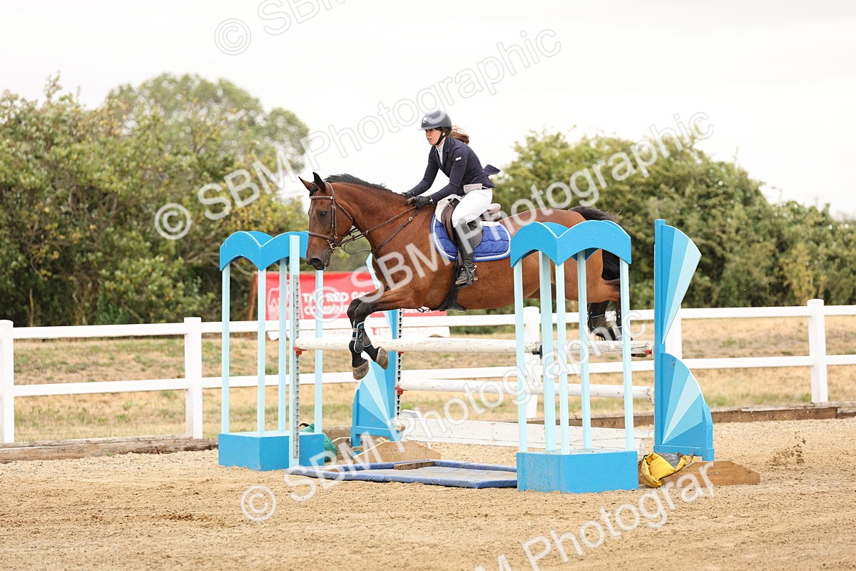 SBM_023941 - Class 6 - Senior Newcomers 1.10m