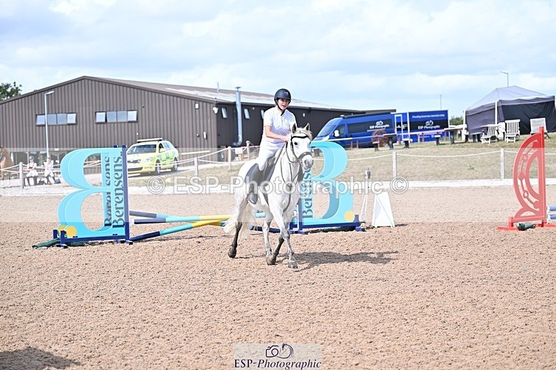 250826-143215-00003 - Clear Round and 60cm