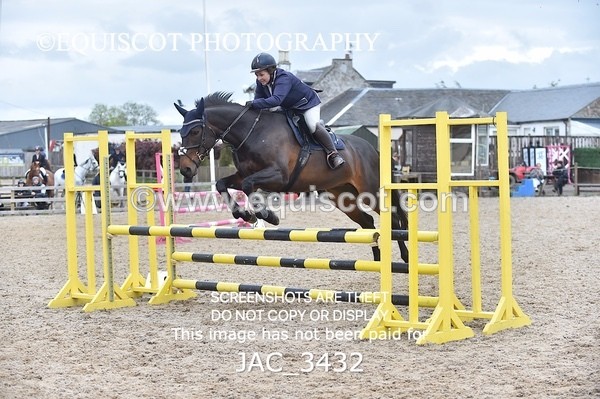 JAC_3432 - CLASS 4 Senior BritiNovice/ 90cm Open