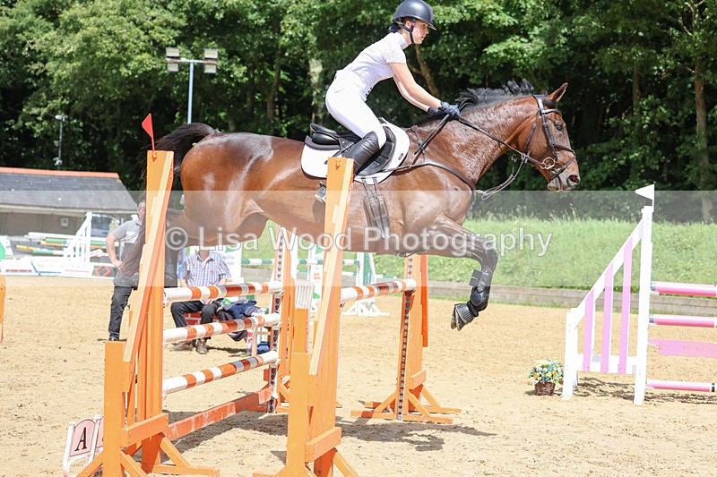 3E7A7374 - Class 8: Senior Newcomers/1.10m open