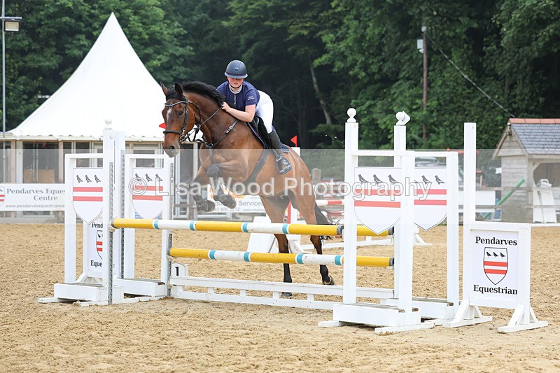 3E7A5694 - Class 5: Senior 95cm