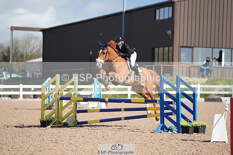 250329-102150-03603 - Cls 20 British Novice and 90cm