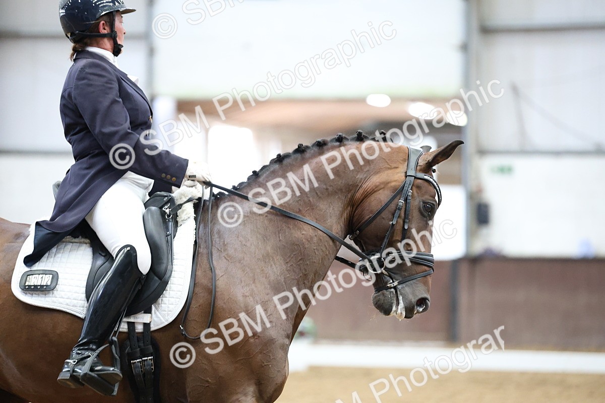 SBM_004521 - Class 9 - FEI Inter 1 Gold - 15.55-16.43