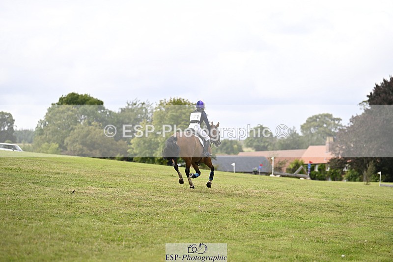 240825X-150824-35364 - 80cm XC 14.30 to 15.30