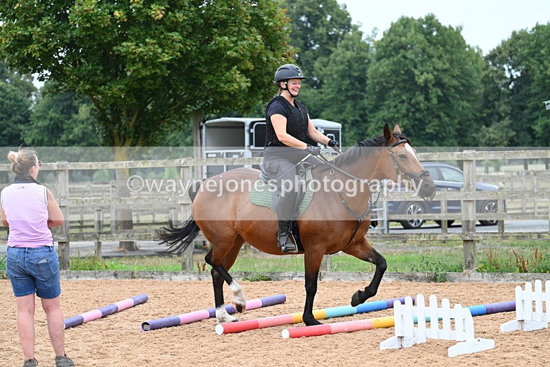 WJ7_8543 - Poles 11:00am