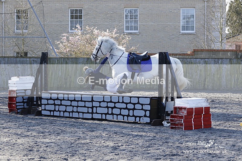 _EST0108 - Bourne Valley Riding Club Winter Showjumping 27/03/22
