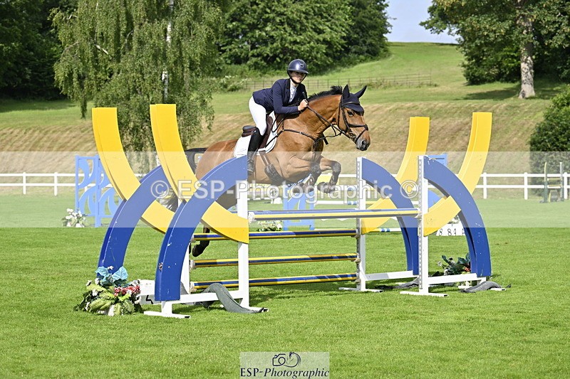 250613A-094120-00082 - Cls 1 Snr Newcomers and 1.10m Open