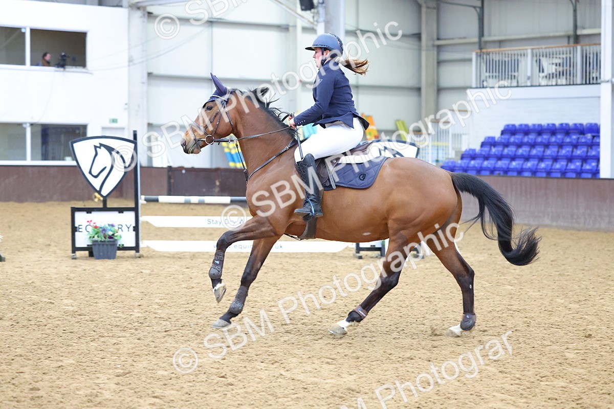 SBM_009748 - Class 20 - Senior British Novice/ 90cm Open - First Round (0.90m)