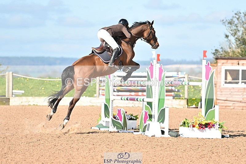 240418A-094448-01820 - Cls 1 2 Star Small Tour 1.30m