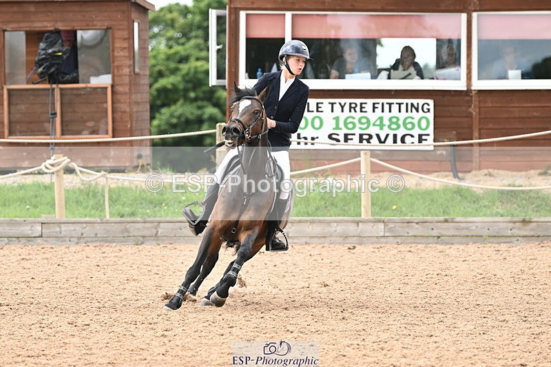 240630A-131526-13616 - Cls 25 HOYS 138cm Qualifier