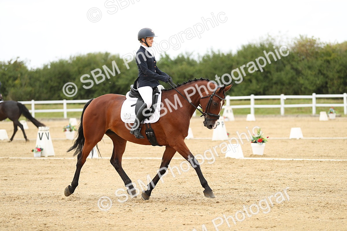 SBM_017660 - Class 13 - Novice 23 - 14.27-15.16