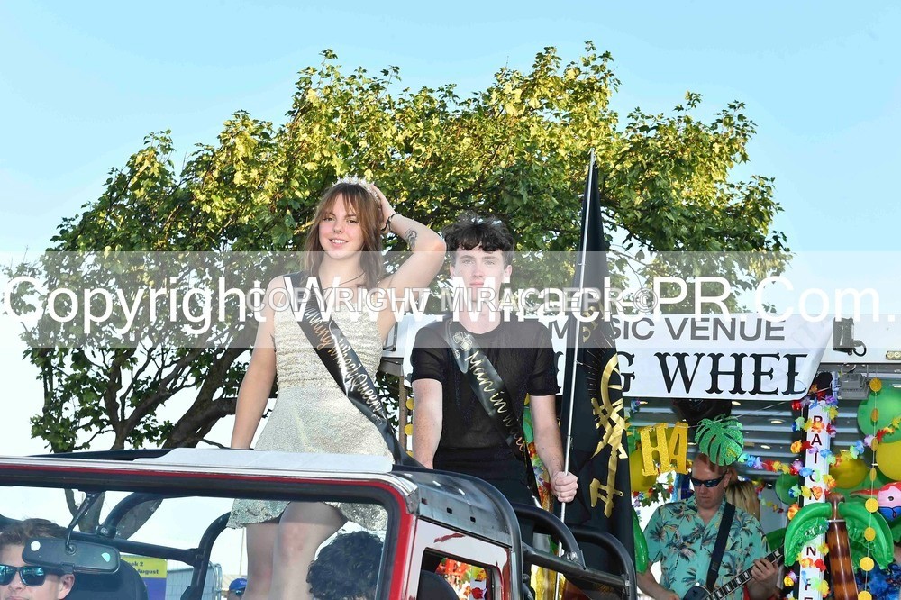 SH4_3449 - Carnival Procession.