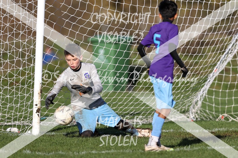 1DX32469 - 2025-11-23 FC Abbey Meads U13 Purple V Highworth Town Junior FC U13 T