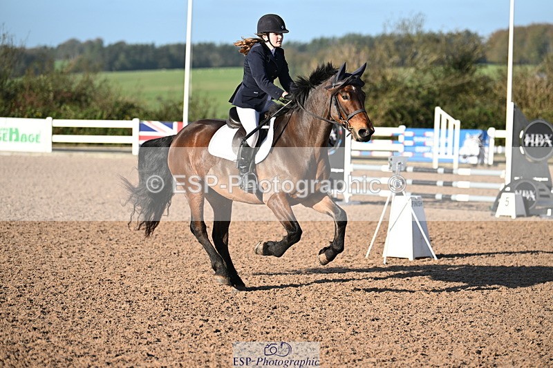 241026A-102027-00121 - SAT Cls 3 Pony Intro 70cm