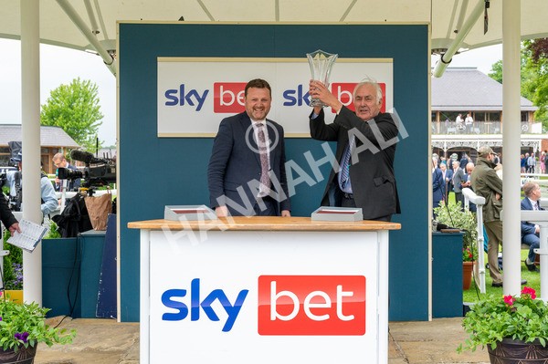 150524-Race 1-Crystal Delight-6922 - Race 1 2.15pm Sky Bet Race To The Ebor Jorvik Handicap