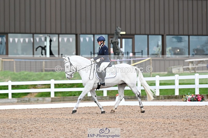 240218A-132402-07831 - 197-Pru.McNulty-Cnoc.an.noinin.Clover