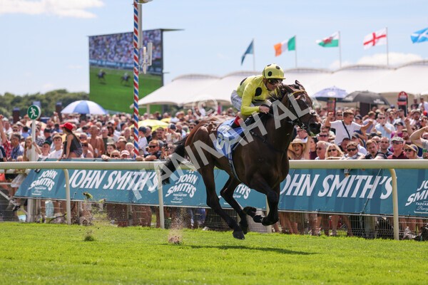 yr09072022r2-14 - Race 2 2.20pm John Smith's Silver Cup