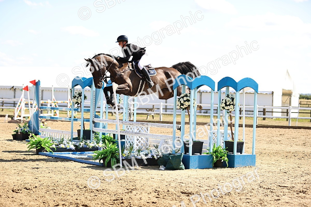 SBM_015500 - Class 16 - Senior foxhunter - 1.20m Open