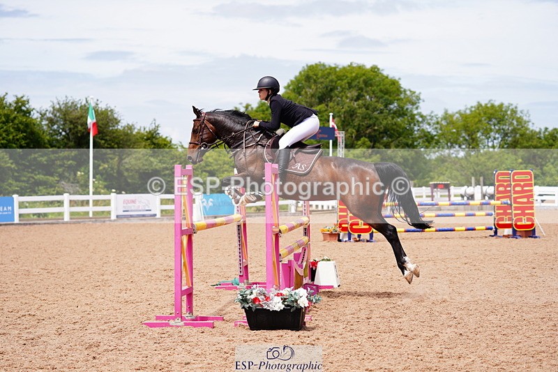 240629A-130122-05534 - Cls 18 Newcomers and 1m Open