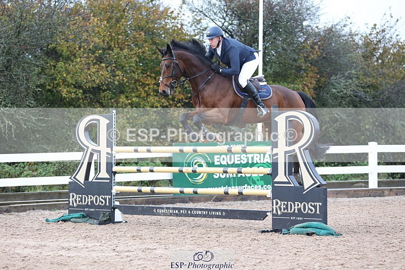231112A-143707-04908 - Cls 21 Foxhunter & 1.20m Open