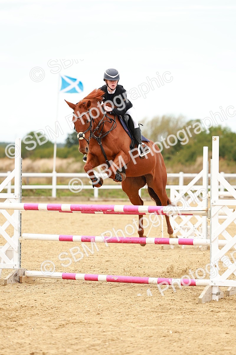 SBM_001577 - Class 4 - Senior Newcomers - 1.10m