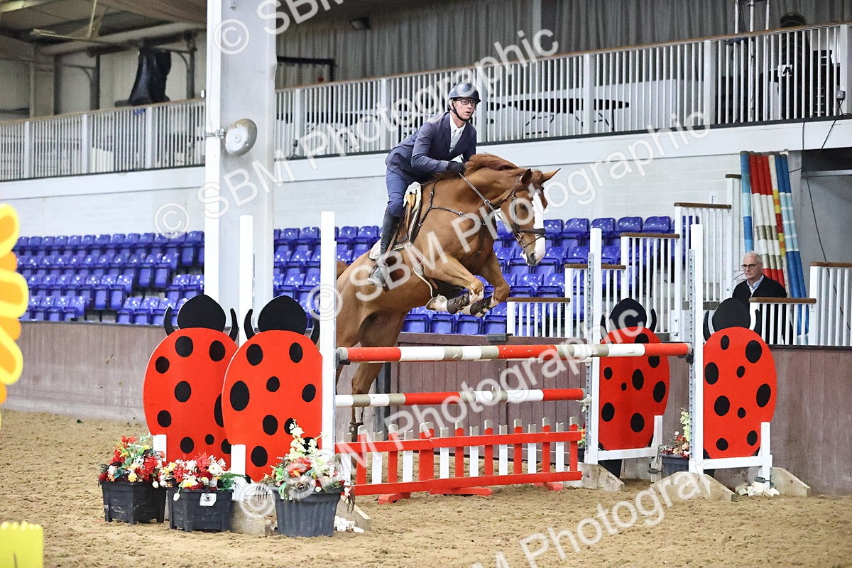 SBM_002348 - Class 11 - Senior Foxhunter - 1.20m