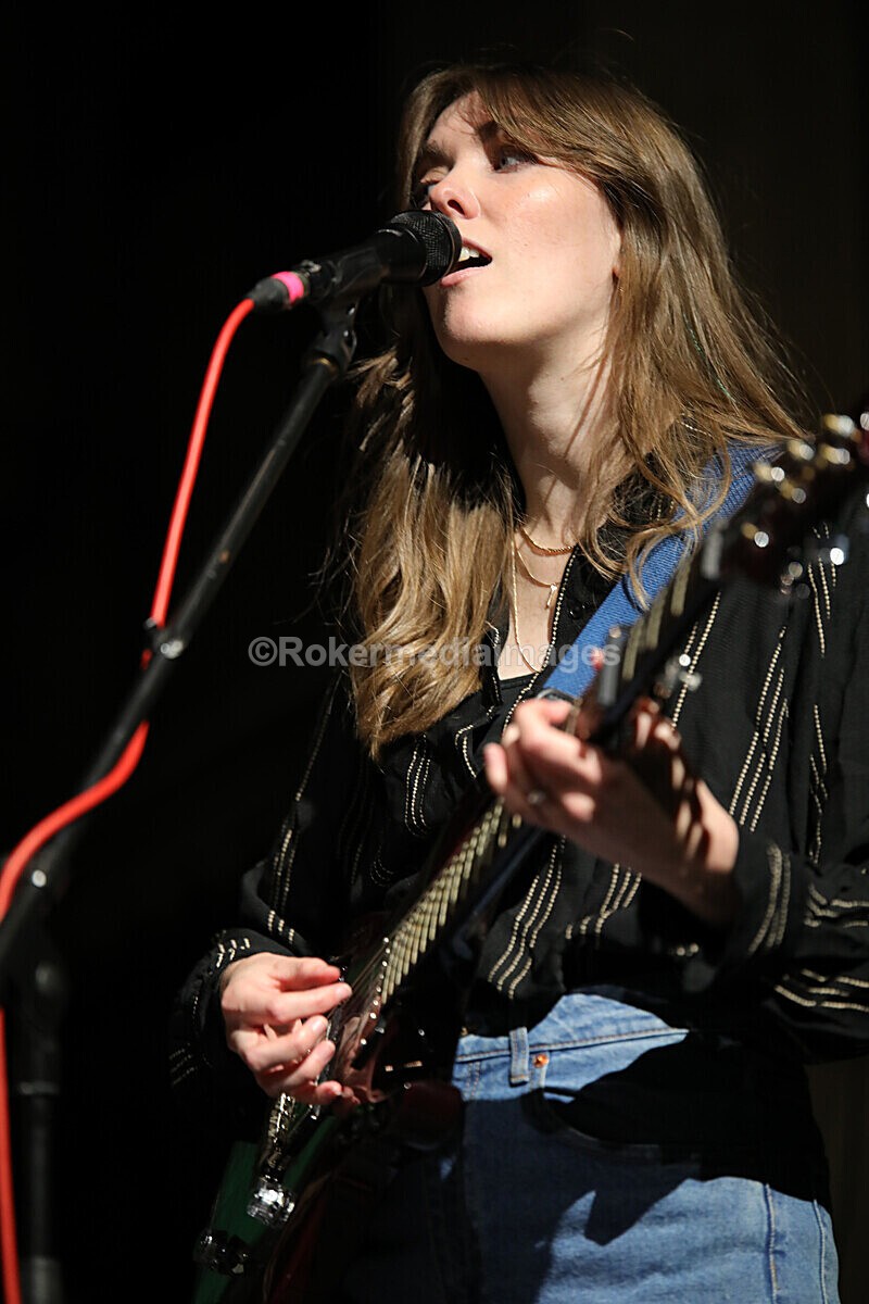 FOLK N BLUES-761 - FOLK and BLUES SEPT 2022