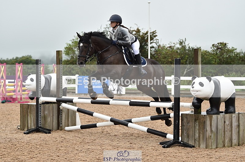 220829A-172642-00431 - 80cm Classes 5a 5b & 6