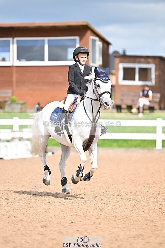 240806A-160836-00216 - Clear Round & 60cm BS Club & Schools