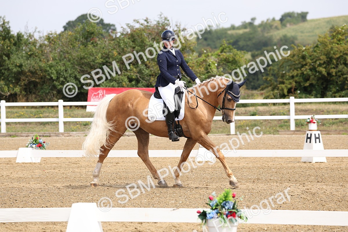 SBM_006121 - Class 6 - novice 6 - 11.50-12.46