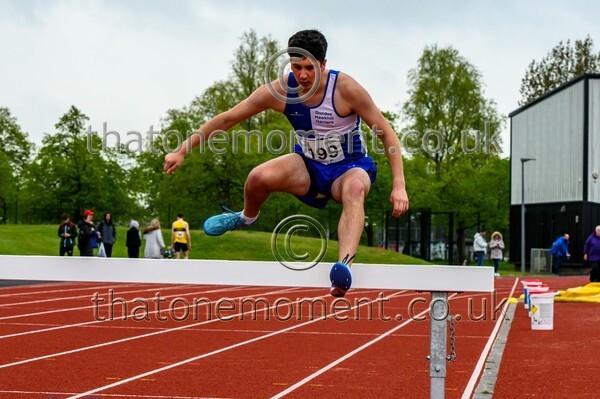 Opener25-918494 - Track Male