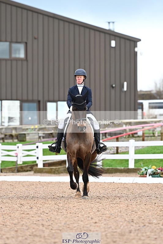 240218A-121737-07245 - 161-Katie.Warner-Active.Nuvalari