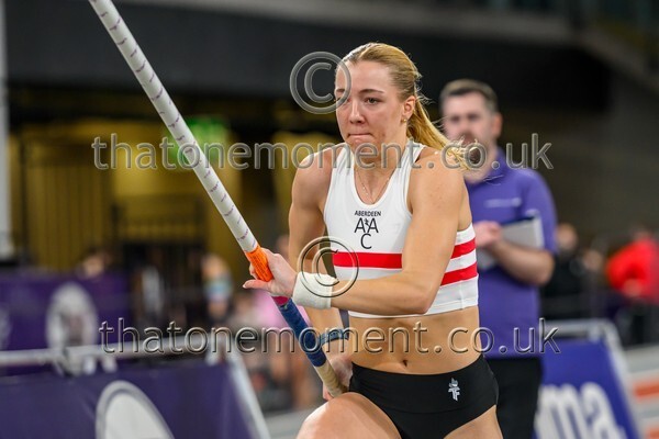 SenInd26-916967 - Field Female Set One