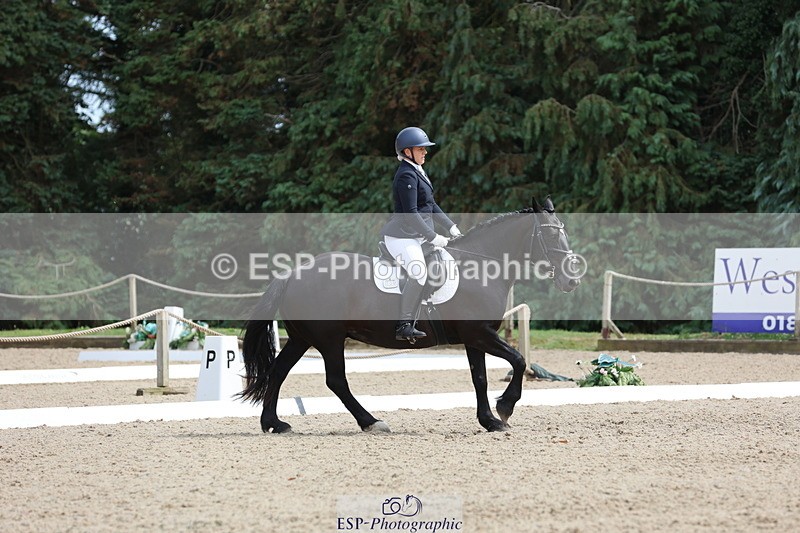 250718A-151040-02391 - 130-Nicole.Kerrison-Tallulah.Star