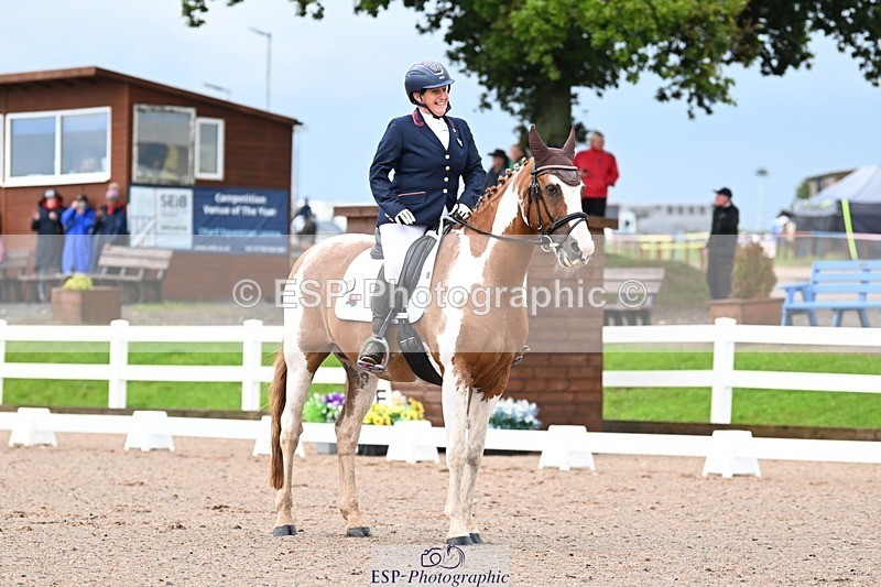 250907-104208-06957 - 016-Sarah.canningJohnny.Knoxville