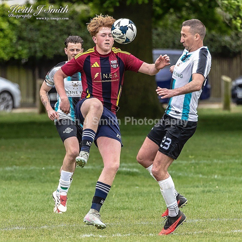 9KJS8905 - Pitch 3. Abington FC vs Royals. Abington Park. 10th May 2026.
