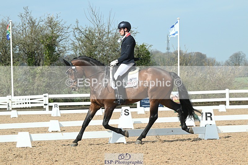 250403-104046-01543 - 048-Angus.Corrie-Deane-Maigret.VD.Watermolen