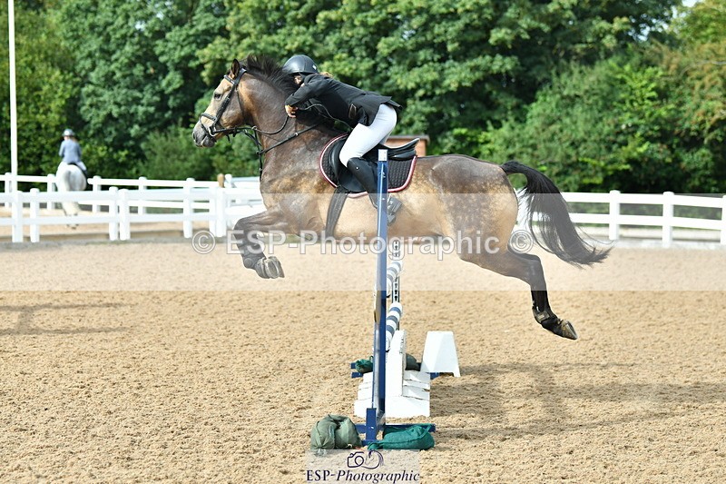 230813A-094032-11130 - Cls 39 A&B British Novice & 90cm Open